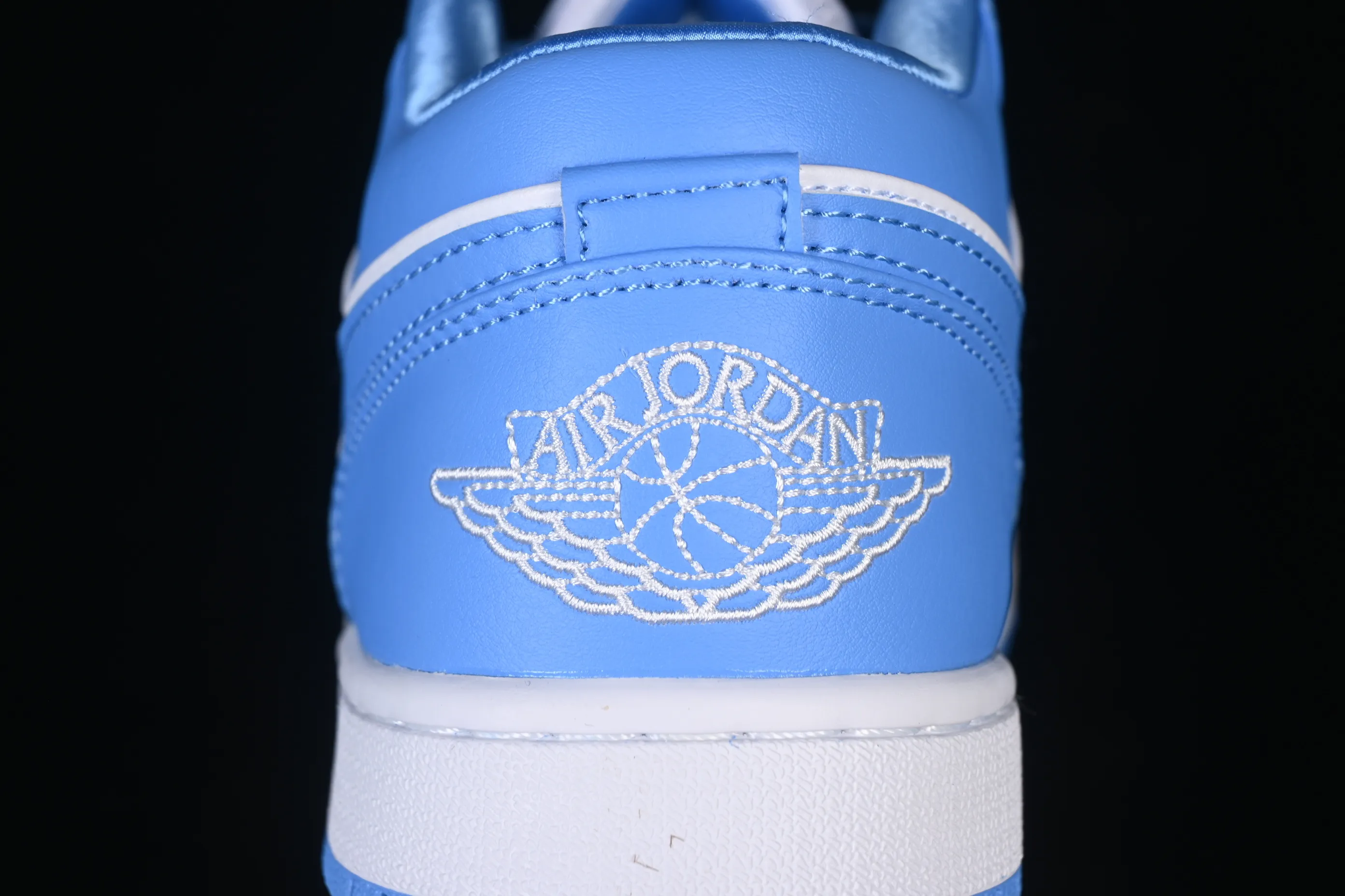 All categories Air Jordan Jordan series basketball shoes Air Jordan 1 Low Air Jordan 1 Low AJ1 Joe 1 North Carolina blue low-top cultural and leisure sports sneakers AO9944-441
